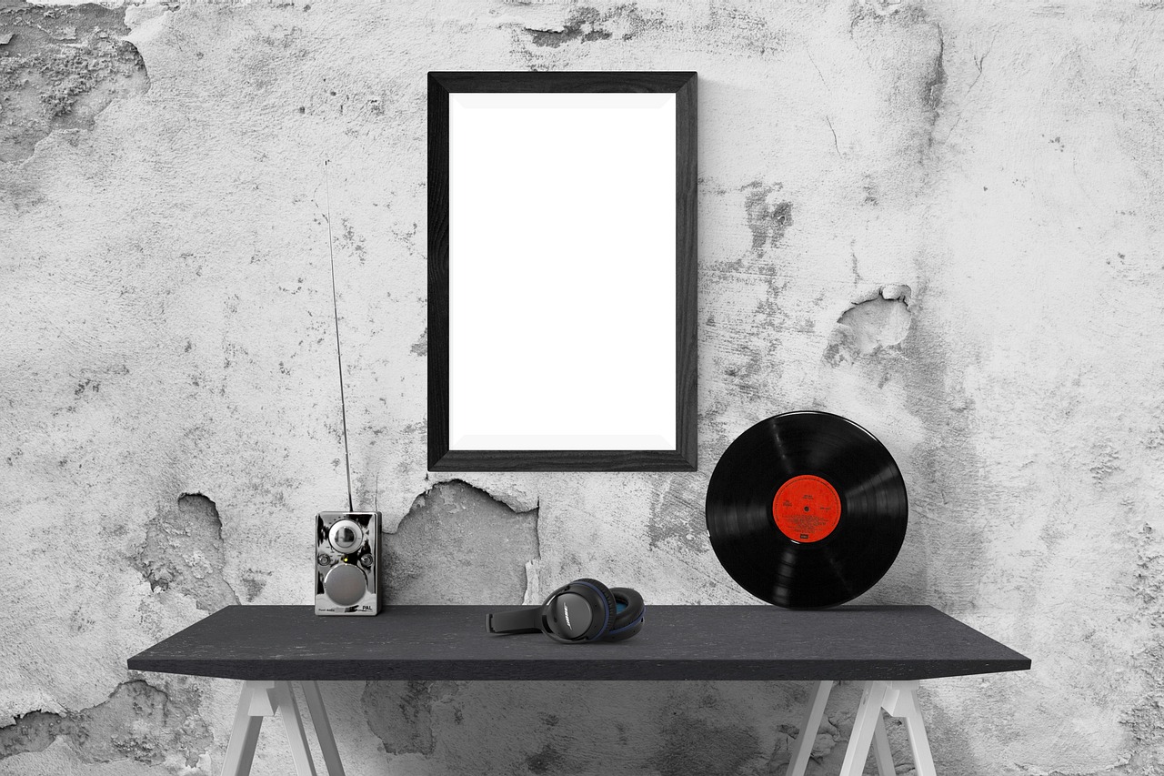 How to Create DIY Canvas Art with Kids